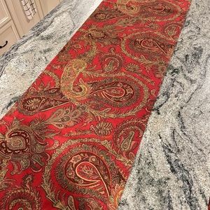 Christmas Table Runner